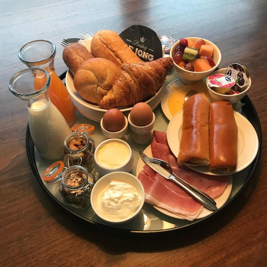 Zzzuite25 Bed & Breakfast ออสเตอร์เฮาท์ ภายนอก รูปภาพ